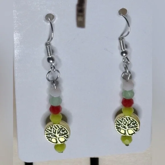 Handcrafted tree of life dangle earrings - Picture 2 of 3